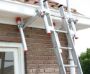 Afbeelding - https-www-ez-catalog-nl-Asset-544bc4a8442a480da047ee638380669b-ImageFullSize-Altrex-Accessoires-Ladders-228010-LadderUitstap-USP-SFE-004-jpg